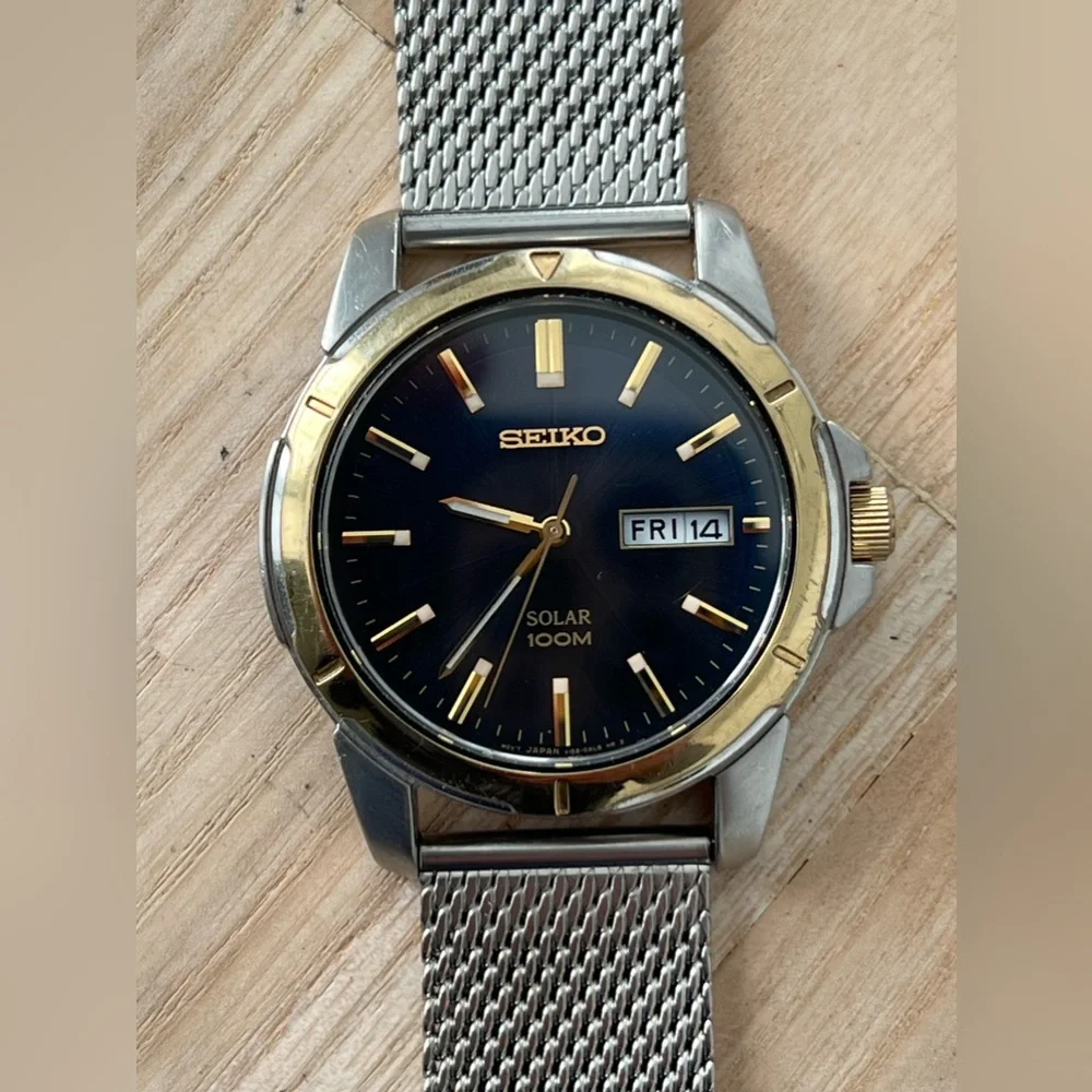 Seiko Solar Men’s Watch Black Dial New Stainless Weave Bracelet Day Date Windows